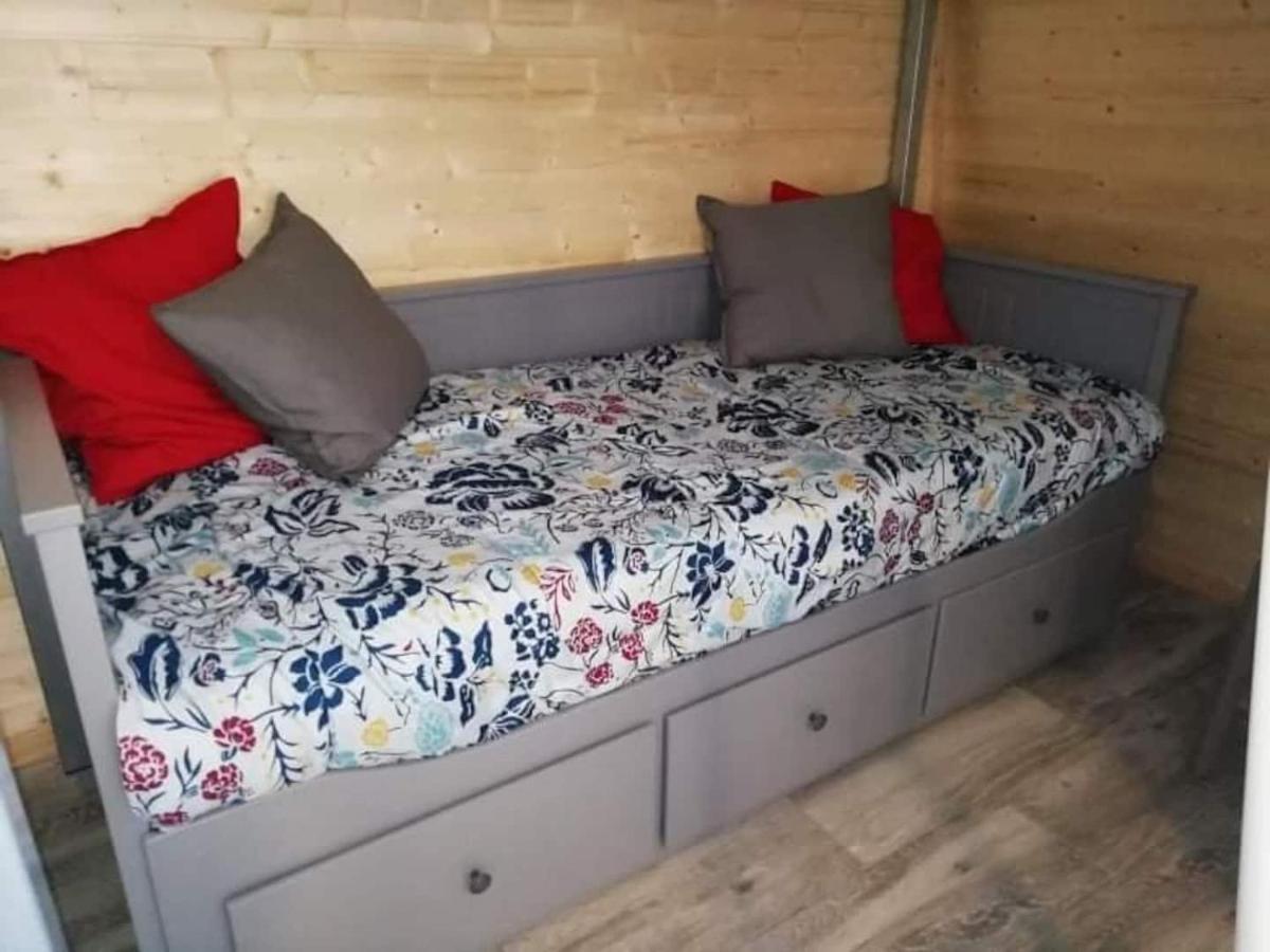 Studio Marmotte Font-Romeu 4 Personnes Avec Balcon Residence Val Soleil Entierement Renove En Juin 2021 Place De Parking & Wifi Gratuit , Draps & Serviettes De Toilettes Non Inclus, Sabanas Y Toallas No Incluidos 外观 照片