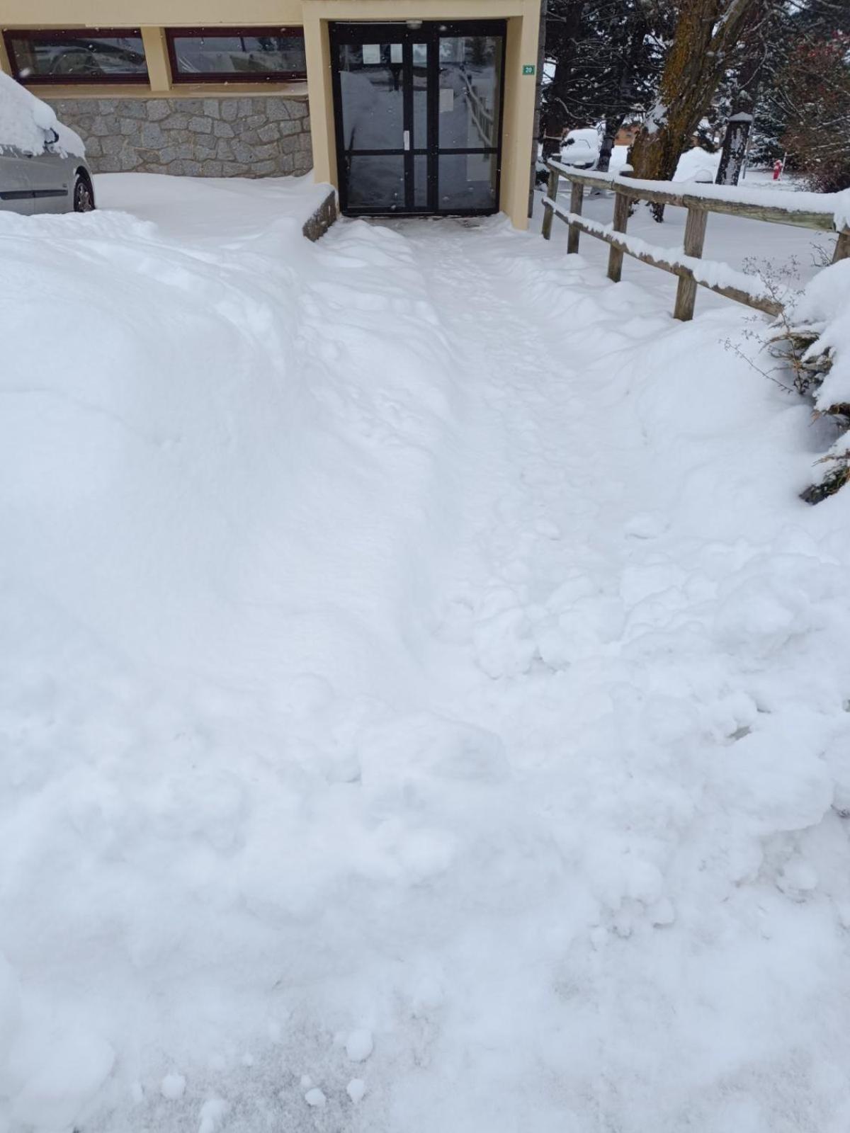 Studio Marmotte Font-Romeu 4 Personnes Avec Balcon Residence Val Soleil Entierement Renove En Juin 2021 Place De Parking & Wifi Gratuit , Draps & Serviettes De Toilettes Non Inclus, Sabanas Y Toallas No Incluidos 外观 照片